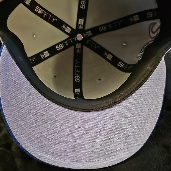New Era Gray and Blue Hat - Picture 4 of 5